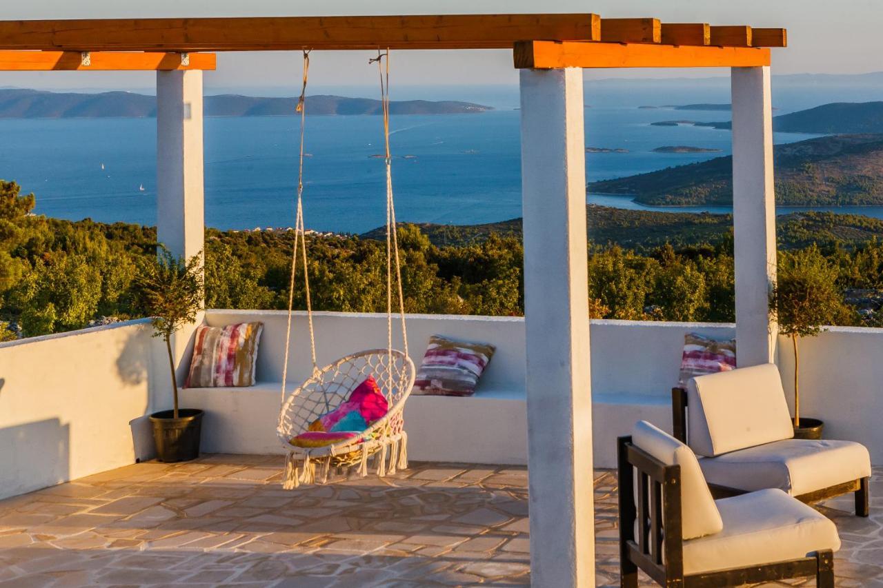Villa Zlatno Sunce In The Hills Near Trogir Vrsine Dış mekan fotoğraf